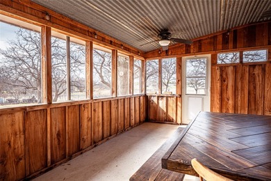 Waterfront retreat on sought-after Tanglewood Island, spanning - photo 26