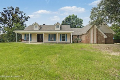 Welcome to your own private retreat in the highly desirable - photo 1