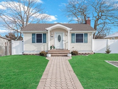 Canaan Lake  Home Sale Pending in Patchogue New York