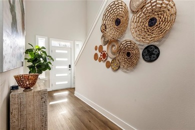 Talk about exciting price per foot! Open house 7/19! Modern - photo 6