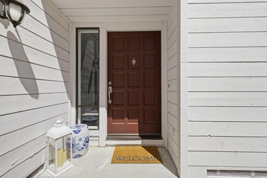 Welcome to 405 Clearview Drive! This thoughtfully updated - photo 4