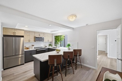 Welcome to 405 Clearview Drive! This thoughtfully updated - photo 10