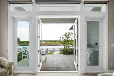Effortless waterfront living begins here-this fully furnished - photo 16