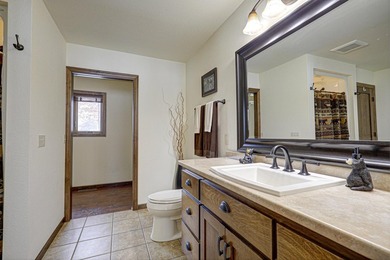 Beautiful 3BR-3BA ranch built in 2012 on the full recreational - photo 19
