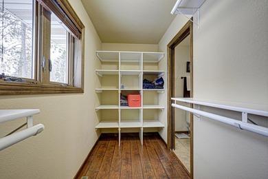 Beautiful 3BR-3BA ranch built in 2012 on the full recreational - photo 21