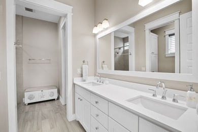Effortless waterfront living begins here-this fully furnished - photo 21