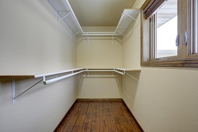 Beautiful 3BR-3BA ranch built in 2012 on the full recreational - photo 22