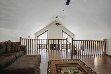 Beautiful 3BR-3BA ranch built in 2012 on the full recreational - photo 25