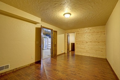 Beautiful 3BR-3BA ranch built in 2012 on the full recreational - photo 26