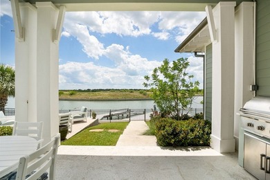Effortless waterfront living begins here-this fully furnished - photo 40