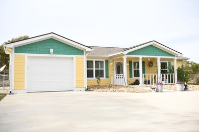 Chickamauga Lake Home For Sale in Dayton Tennessee