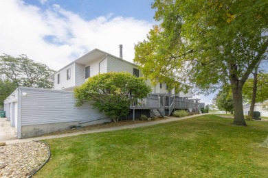 (private lake, pond, creek) Condo For Sale in Waterloo Iowa