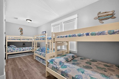 Canal-front, fully furnished 5BR/4.5BA beach home sleeps 17 and - photo 38
