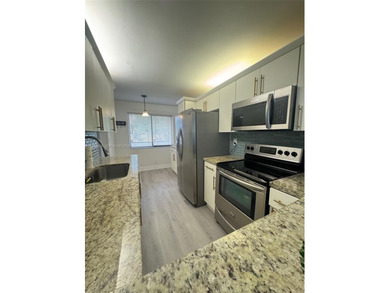 Weston Lakes Area Condo For Sale in Weston Florida