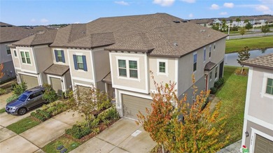 King Lake Townhome/Townhouse For Sale in Wesley Chapel Florida