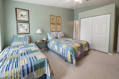 LAKEFRONT LIVING ON BEAUTIFUL LAKE SANTA FE! Enjoy spectacular - photo 10