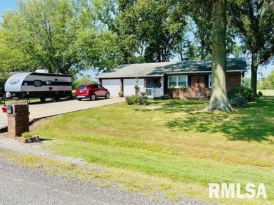 Lake Home Sale Pending in Centralia, Illinois