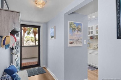Absolutely Beautiful, 2 Bed/2 Bath, 1300 SqFt, Updated Condo in - photo 6