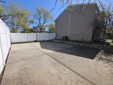 Spacious hi ranch with 4 bedrooms and 3 full bathrooms, set on - photo 19
