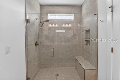 Better than new and ready now! This hard-to-find Ibiza Loft in - photo 30