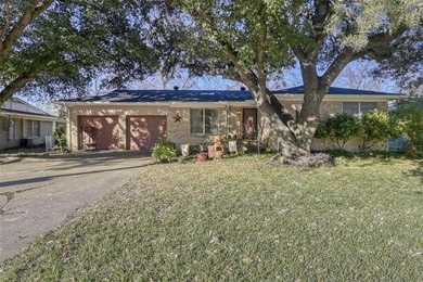 Benbrook Lake Home For Sale in Benbrook Texas