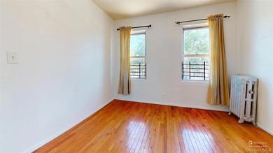 Welcome to this legal two-family home located in Jamaica, Queens - photo 7