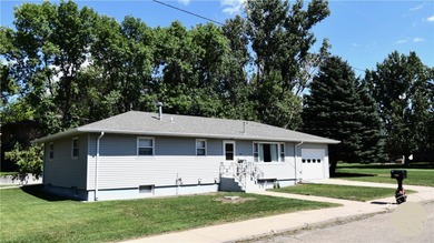 Yellowstone River Home For Sale in Glendive Montana