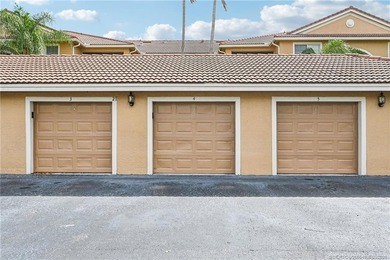 Stunning first-floor Portofino gem with rare private garage and - photo 5