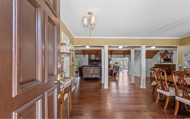 This beautifully updated Lake Hamilton home offers the perfect - photo 5