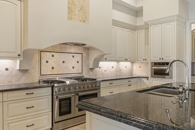 VERY MOTIVATED SELLER - SIGNIFICANT PRICE IMPROVEMENT + 2/1 - photo 22