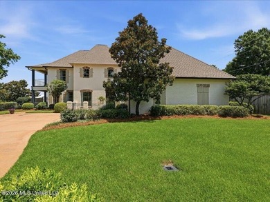 WATERVIEWS from almost all areas of this beautiful, luxurious - photo 2