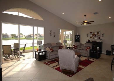 Meticulously maintained open *Sapphire* floorplan w/serene water - photo 22