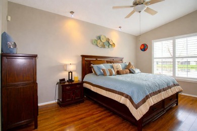 Meticulously maintained open *Sapphire* floorplan w/serene water - photo 23