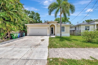 Rare opportunity to own a fully furnished 4-bedroom, 2-bath home - photo 1