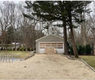 Property sold occupied. No lease, no access. Buyer assumes all - photo 5