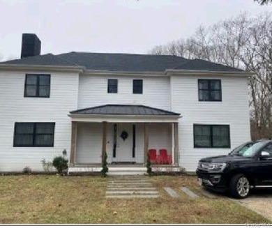 Property sold occupied. No lease, no access. Buyer assumes all - photo 8