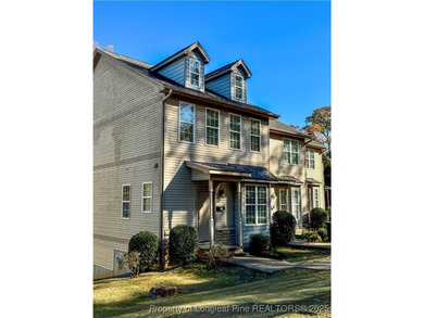 McFayden Lake Townhome/Townhouse For Sale in Fayetteville North Carolina