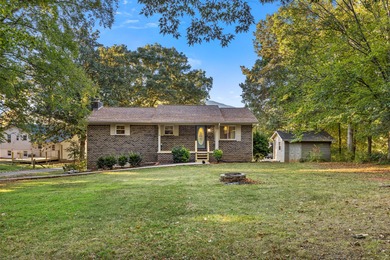 Hiwassee River Home Sale Pending in Benton Tennessee