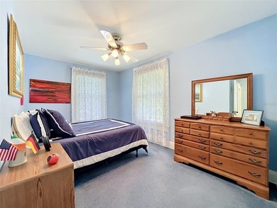 Welcome home to this quaint 3 bedroom 1 1/2 bath home. Built in - photo 19