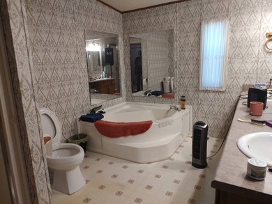 Located just minutes from Paris Landing State Park and Kentucky - photo 19