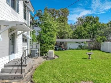 Welcome home to this quaint 3 bedroom 1 1/2 bath home. Built in - photo 30