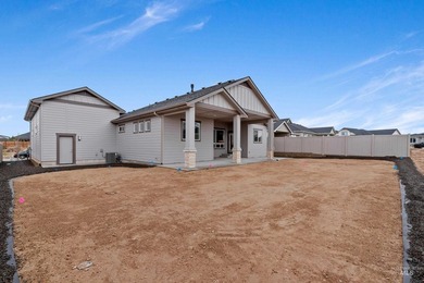 SELLER OFFERING $5,000 IN SELLER CONCESSIONS! The Mirage by - photo 31