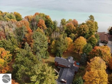 Come home to over half an acre surrounded by land that gives - photo 46