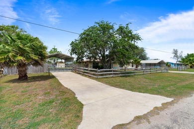 Dreaming of * Country * living without sacrificing convenience? - photo 5