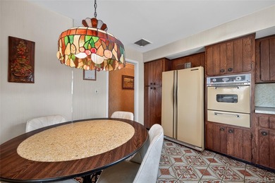 Located on a lovely, quiet street in Northwest Yonkers, this - photo 17