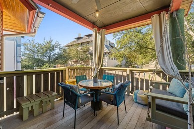 Rosemary Beach compound featuring a 4-bedroom main residence and - photo 19