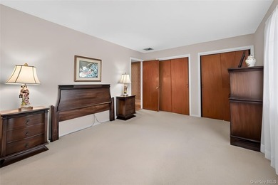 Located on a lovely, quiet street in Northwest Yonkers, this - photo 19