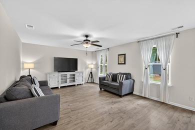 Seller offering $5K towards closing costs! Check out this - photo 21