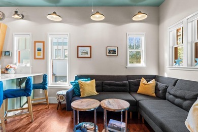 Rosemary Beach compound featuring a 4-bedroom main residence and - photo 21