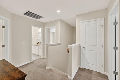 Seller offering $5K towards closing costs! Check out this - photo 24